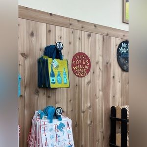 ‼️TRADER JOES VIRAL MINI TOTE-SOLD OUT NATIONWIDE‼️